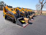 Derette XC1100 mini skid steer loader Kubota D1105 powered ESSENTIALS included