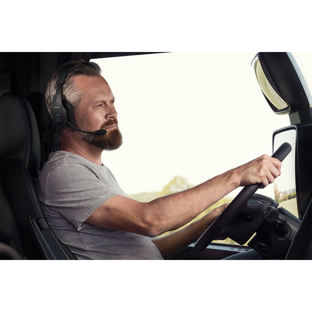 BlueParrott B550-XT voice-controlled Bluetooth trucker headset - view 6